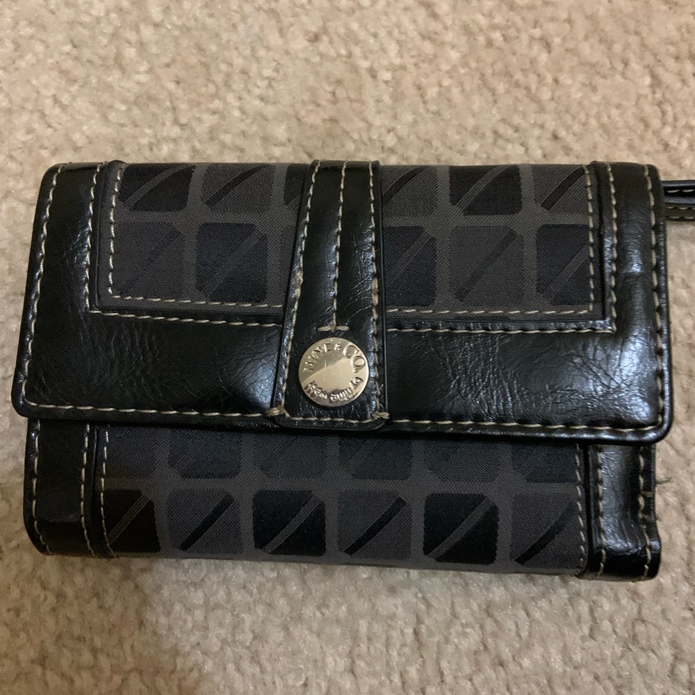 Womens black wallet
